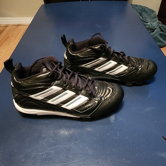 Adidas cleats - Picture 3 of 6